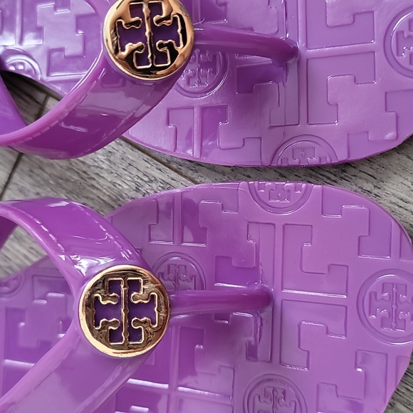 Tory Burch sandals - Picture 2 of 6